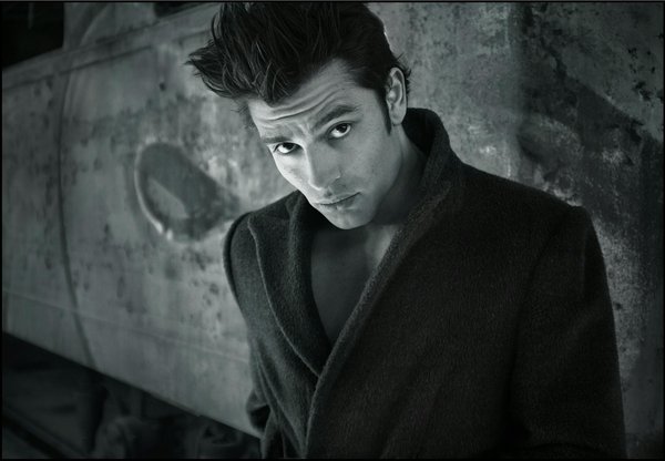 What are the best online shops for finding unique women's clothing in the UK?