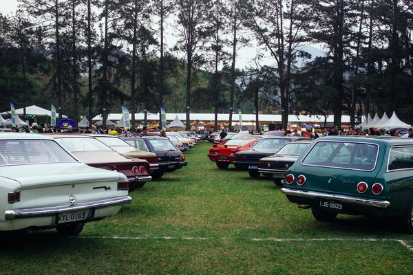 How do you choose the right fabric for different occasions and climates?